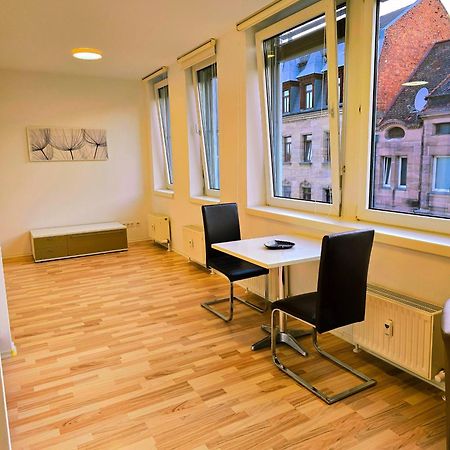 B&R Apartment In Fürth Buitenkant foto